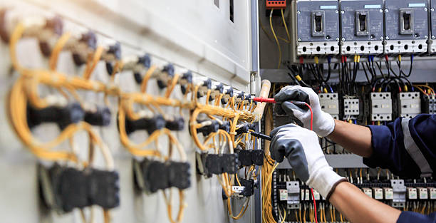Professional Electrician technician working in Ivyland, PA